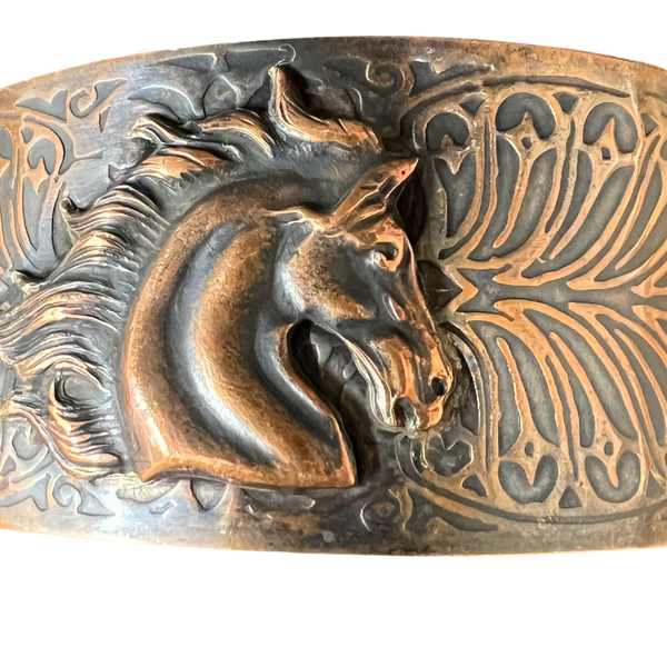 copper horse cuff leafy design background